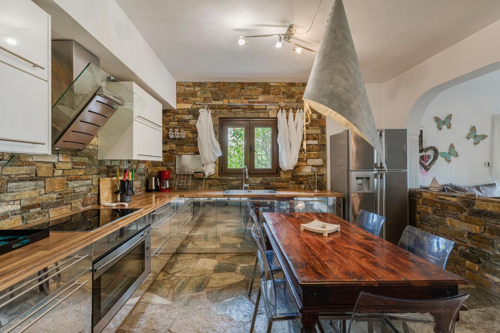 פלטמונס Efharis Beachfront Villa מראה חיצוני תמונה