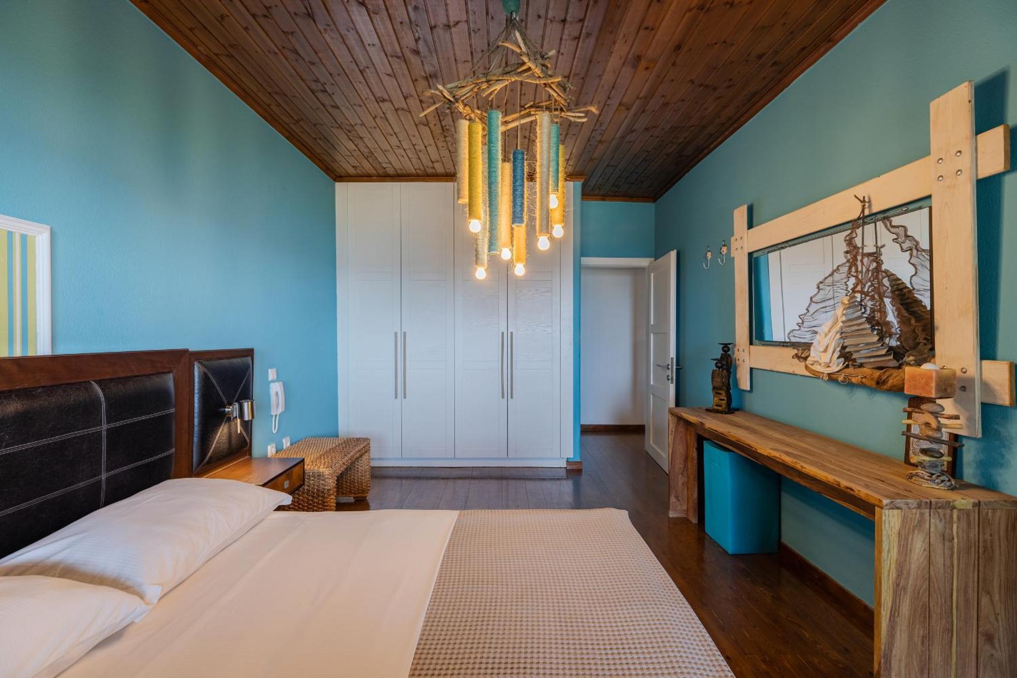 פלטמונס Efharis Beachfront Villa מראה חיצוני תמונה