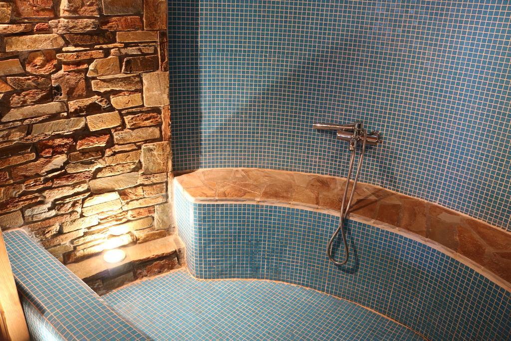 פלטמונס Efharis Beachfront Villa מראה חיצוני תמונה